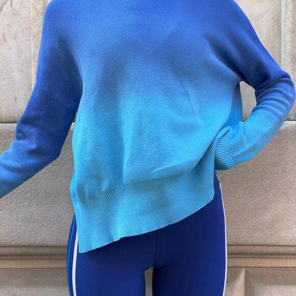 Callie Sweater Bluebell Two Tone | Beach Riot - Picture 3 of 3